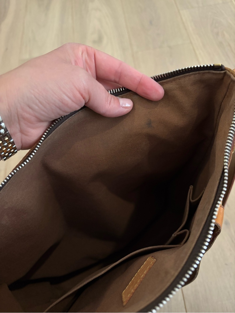 Louis Vuitton Vintage Odeon Monogram Canvas Tote - Picture 5 of 9